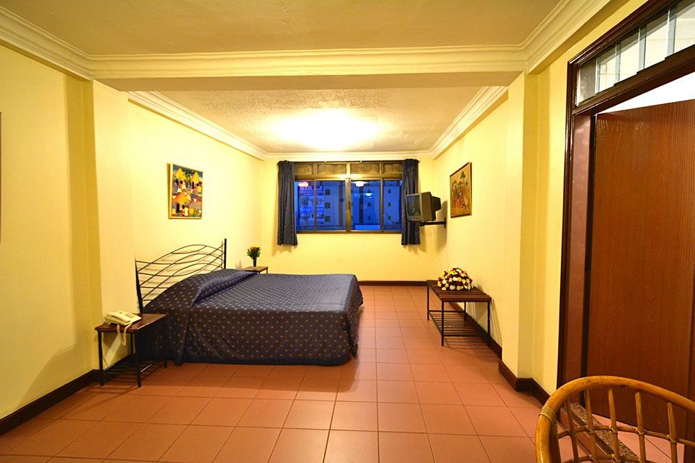 Tourist Hotel Kampala Eksteriør billede